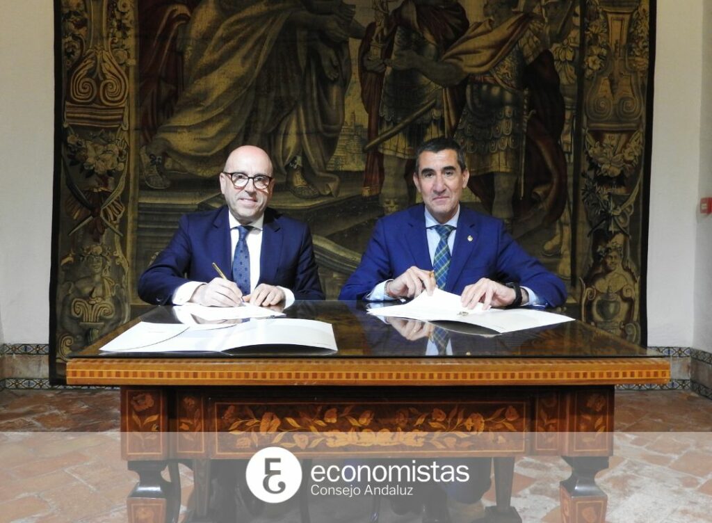 Francisco J Tato Jiménez, presidente del Consejo Andaluz de Colegios Profesionales de Economistas, y Joseba Barrena, presidente de Kutxabank Seguros.